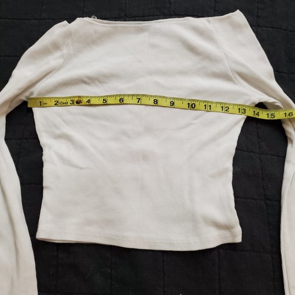 BRANDY MELVILLE White Ribbed Off The Shoulder Long Sleeve Top EUC - Picture 4 of 4